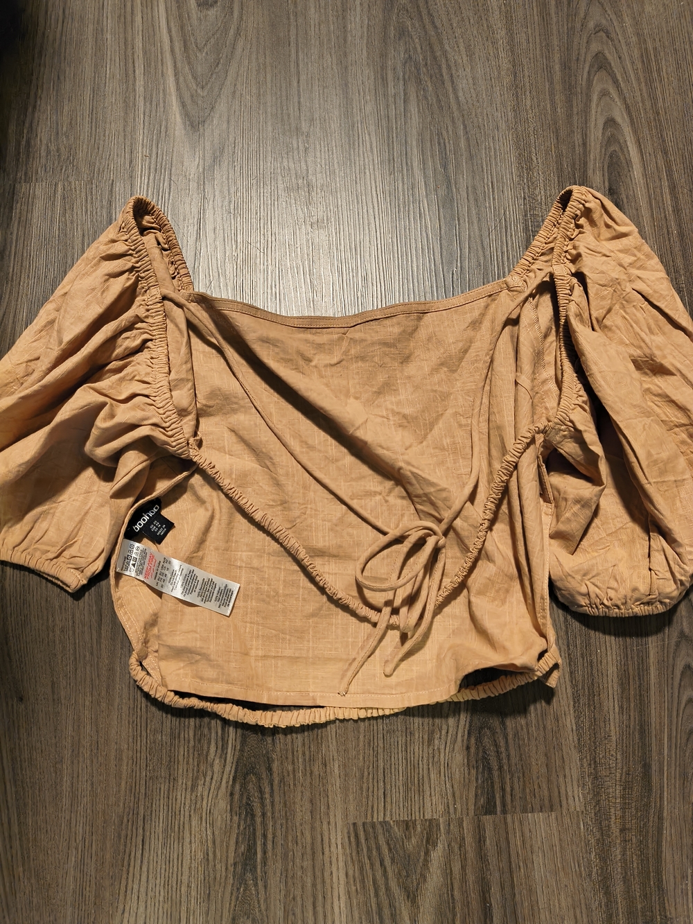Boohoo Rust/Tan Tie-Front Puff Sleeve Crop Top